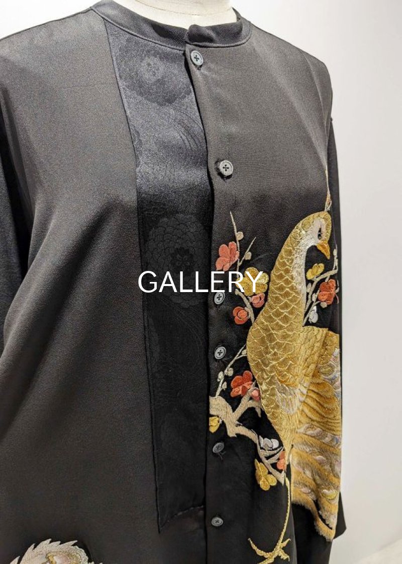 画像13: 【孔雀柄黒留袖】バンドカラーシャツ (13)