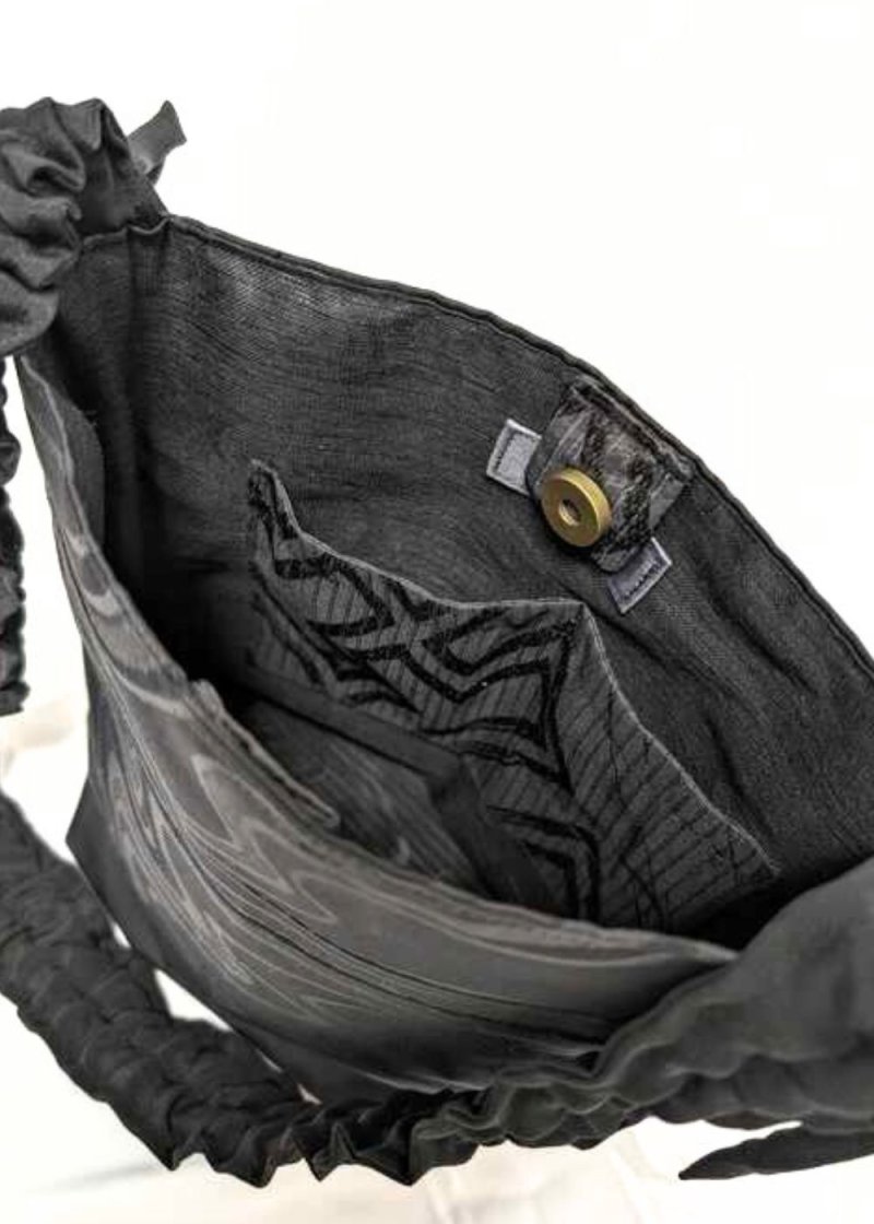 画像4: 【流水文様】シャーリングハンドルBAG (4)