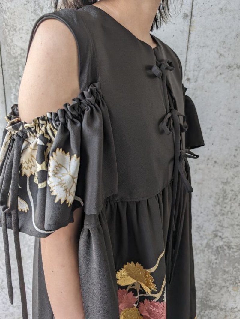 画像5: 【刺繍花籠】黒留袖オフショルダーリボンドレス (5)