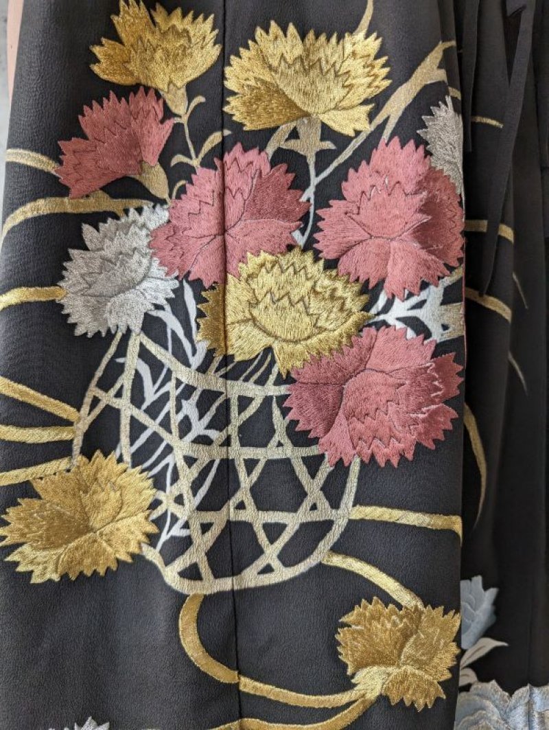 画像3: 【刺繍花籠】黒留袖オフショルダーリボンドレス (3)