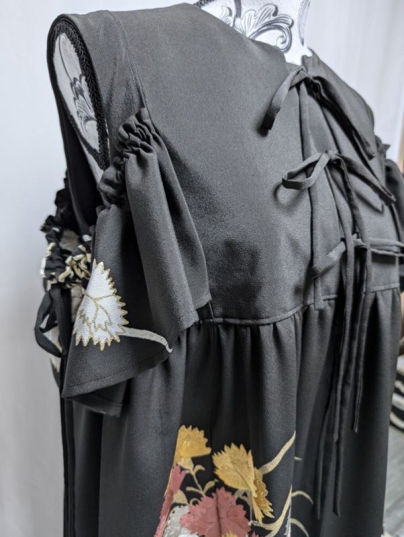 画像7: 【刺繍花籠】黒留袖オフショルダーリボンドレス (7)