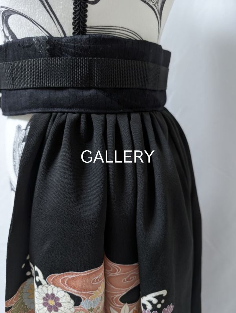 画像8: 【鴛鴦×四季草花×珊瑚色】黒留袖オーバースカート (8)