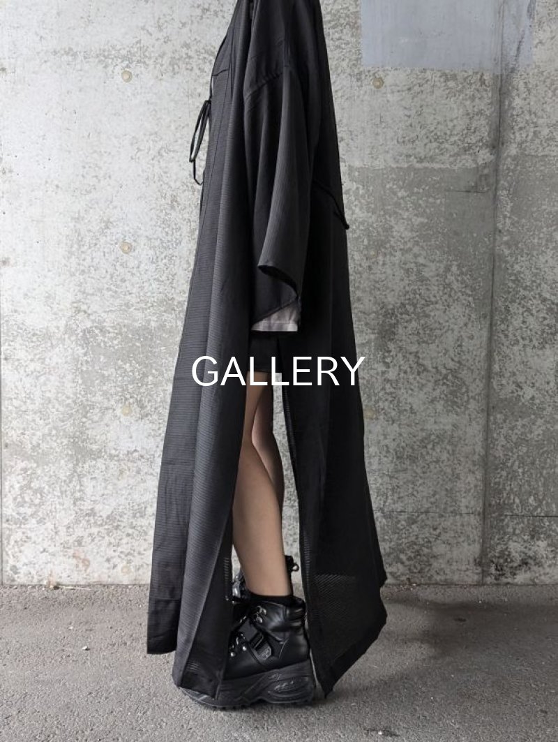 画像3: 【浮線蝶紋】黒紋付ワイドスリーブガウン (3)