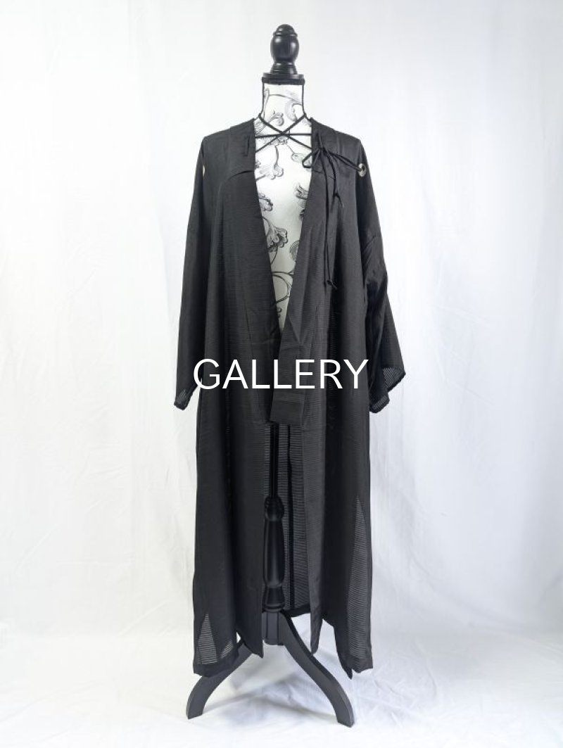 画像11: 【浮線蝶紋】黒紋付ワイドスリーブガウン (11)