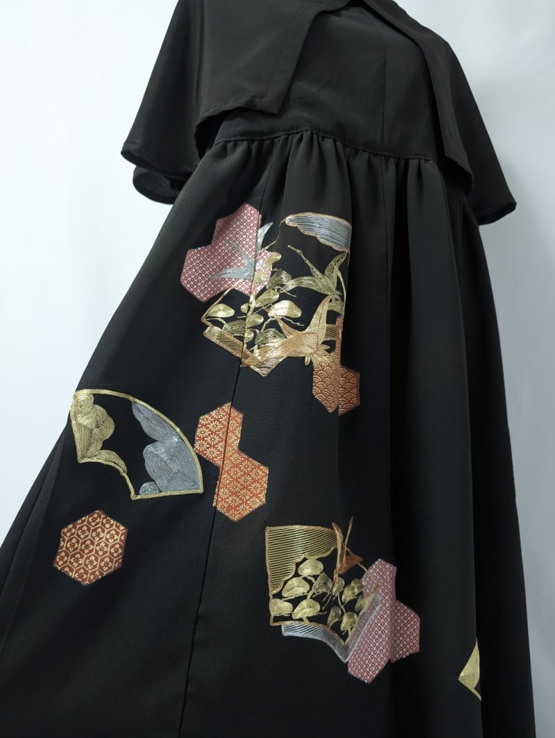 画像10: 【飛鶴金駒】黒留袖ケープカラードレス (10)