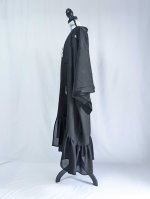 画像11: 【丸に木瓜紋】黒紋付シースルーフリルガウン (11)
