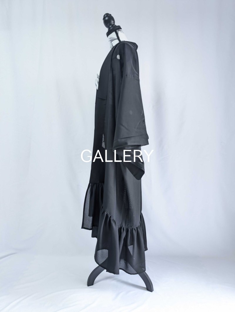 画像11: 【丸に木瓜紋】黒紋付シースルーフリルガウン (11)