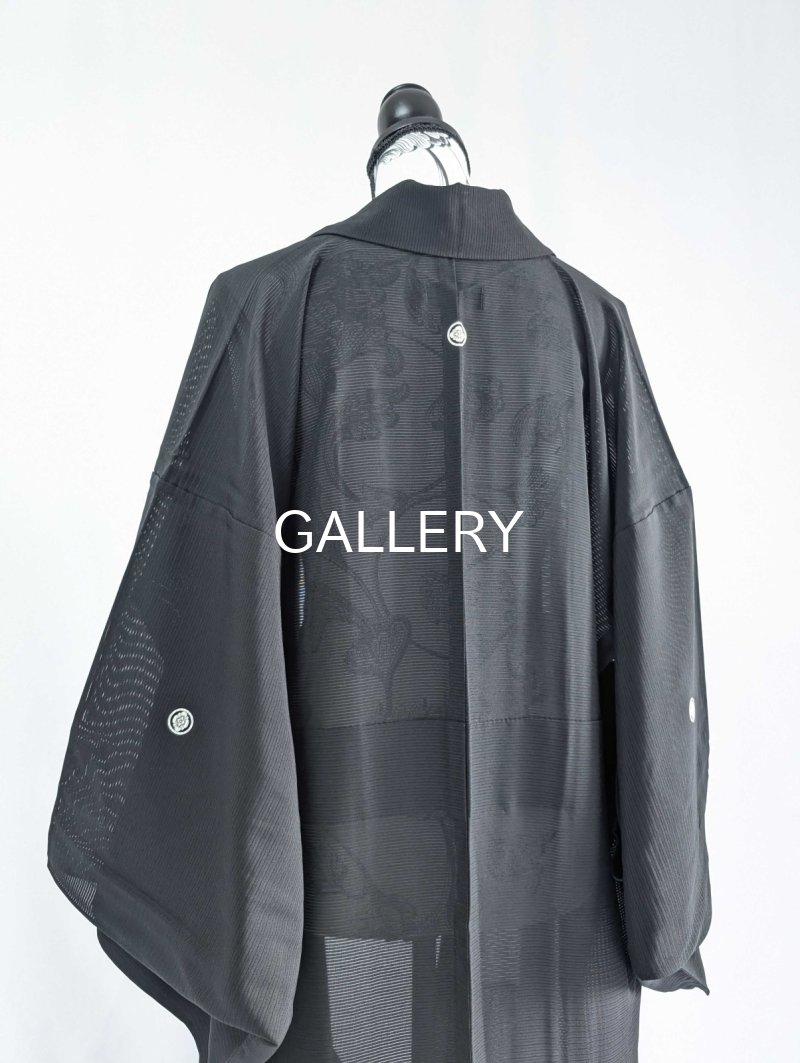 画像10: 【丸に木瓜紋】黒紋付シースルーフリルガウン (10)