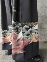 画像6: 【五三桐紋×金駒飛鶴】落款付オーバースカートセットアップ (6)