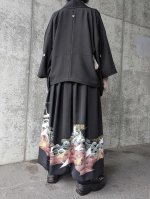 画像4: 【五三桐紋×金駒飛鶴】落款付オーバースカートセットアップ (4)