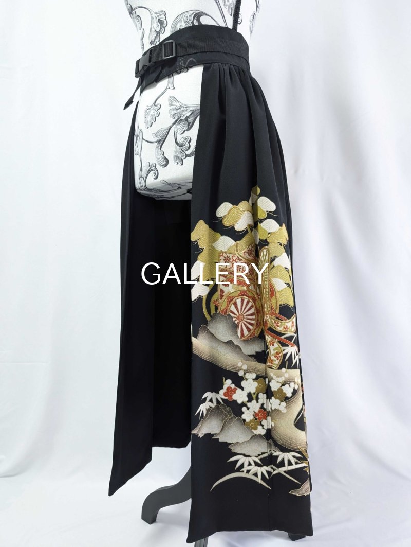 画像5: 【四季草花×金駒×御所車】黒留袖オーバースカート (5)