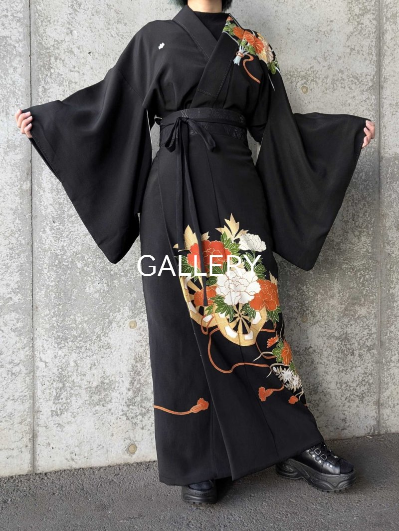 画像2: 【金駒×花車×菊菱黒帯】黒留袖ラップスカートセットアップ (2)