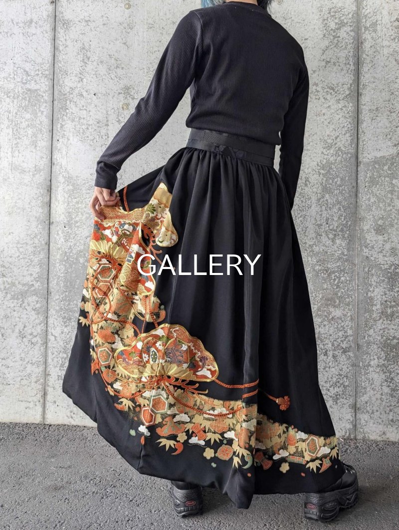 画像2: 【金駒松×文箱×鼓】黒留袖オーバースカート (2)