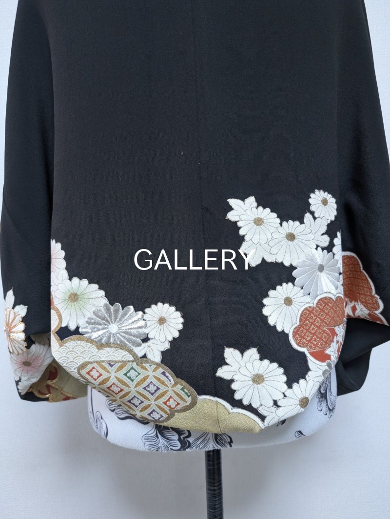 画像9: 【金駒×菊×雲取り】黒留袖マーガレット (9)