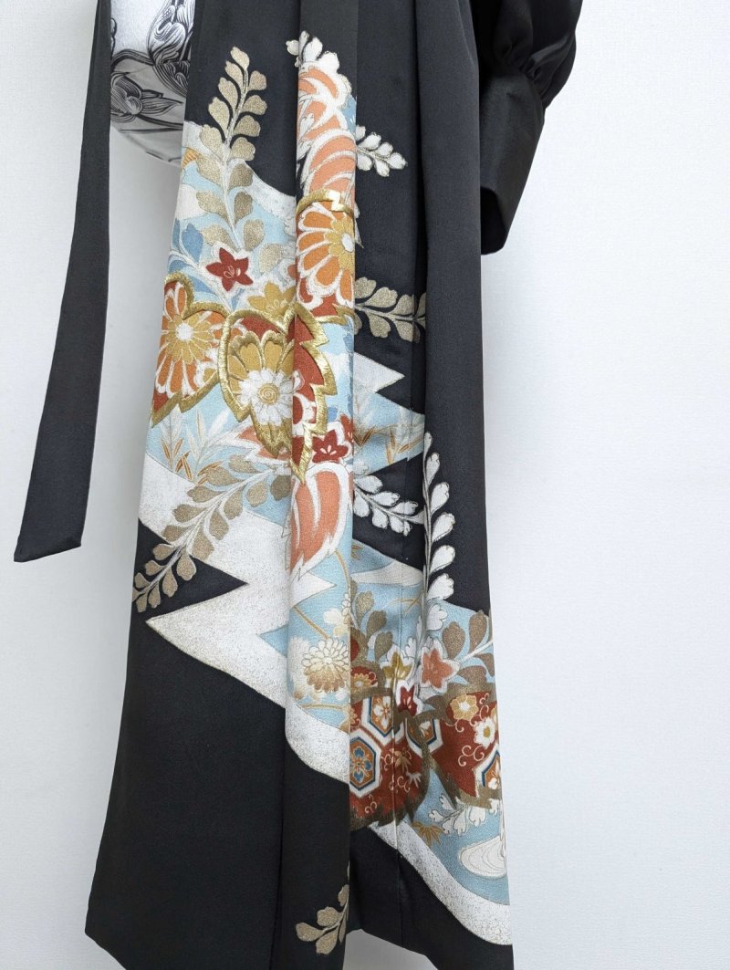 画像5: 【金刺繍踊り桐×五三桐紋】黒留袖アシンメトリードレス (5)
