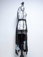 画像19: 【金刺繍踊り桐×五三桐紋】黒留袖アシンメトリードレス (19)