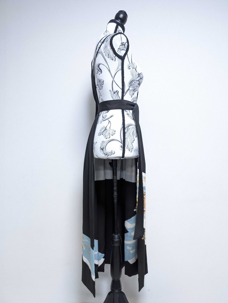 画像19: 【金刺繍踊り桐×五三桐紋】黒留袖アシンメトリードレス (19)