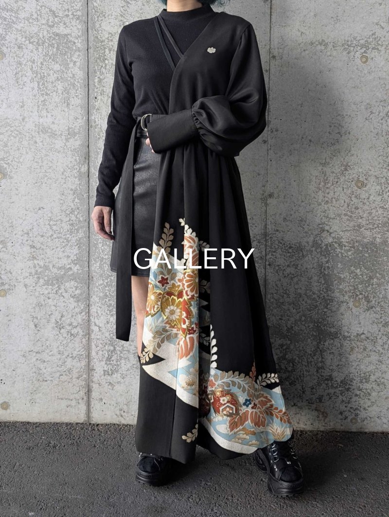 画像1: 【金刺繍踊り桐×五三桐紋】黒留袖アシンメトリードレス (1)