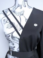画像9: 【金刺繍踊り桐×五三桐紋】黒留袖アシンメトリードレス (9)