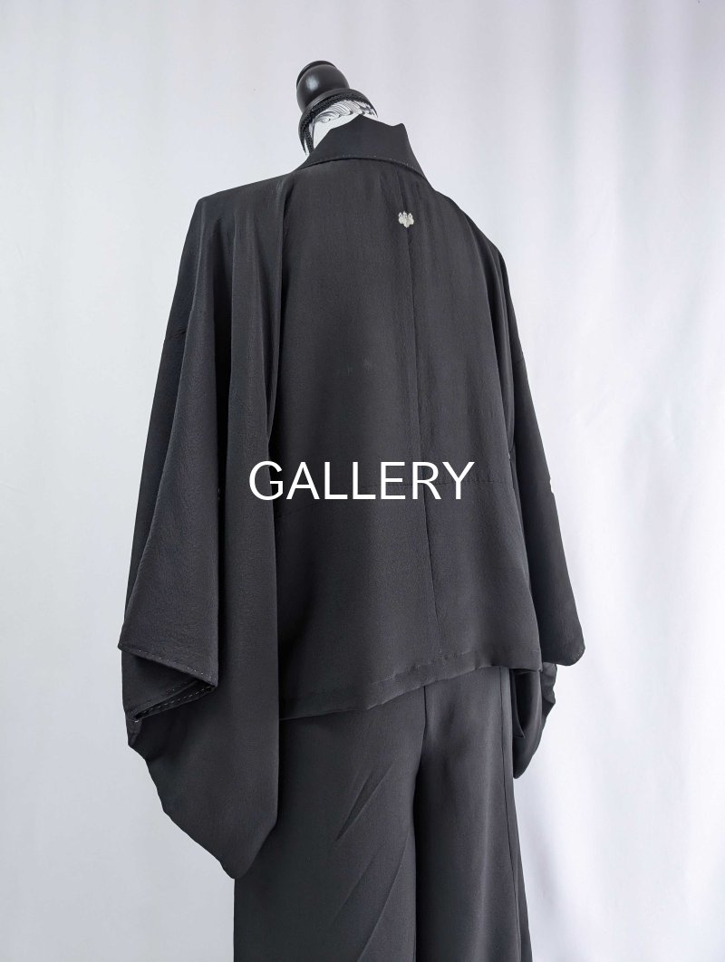 画像17: 【金駒×松柄】黒留袖ワイドラップパンツ＆ジャケットセットアップ (17)