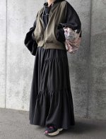 画像1: 【松竹梅×巻物×宝尽くし文様】黒留袖マーガレット (1)