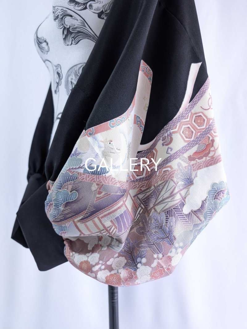 画像8: 【松竹梅×巻物×宝尽くし文様】黒留袖マーガレット (8)