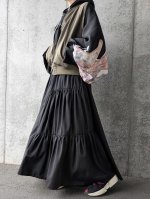 画像2: 【松竹梅×巻物×宝尽くし文様】黒留袖マーガレット (2)