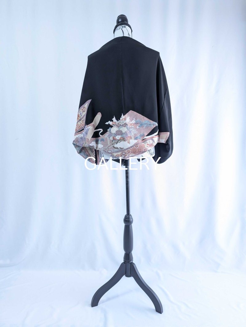 画像11: 【松竹梅×巻物×宝尽くし文様】黒留袖マーガレット (11)