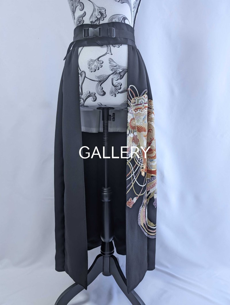 画像17: 【金駒扇×鳳凰×几帳文】黒留袖オーバースカート＆リボンジャケットセットアップ (17)