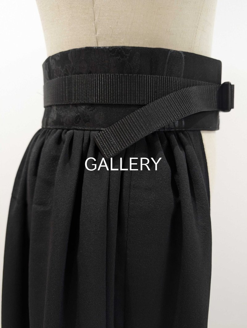 画像18: 【金駒刺繍×山茶花】黒留袖オーバースカート (18)