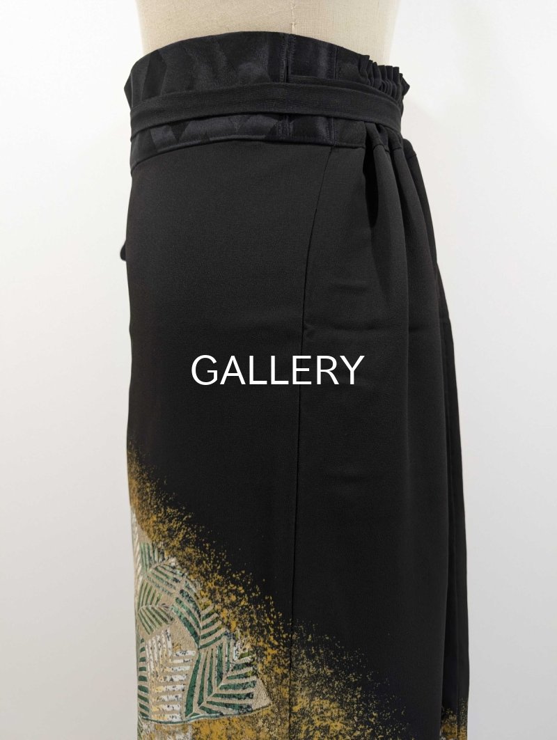 画像23: 【丸に木瓜紋×扇面松×金駒】黒留袖ラップスカートセットアップ (23)