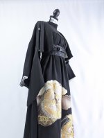 画像42: 【豪華金駒×向かい鳳凰×雲取り菊菱】黒留袖ハイネックドレス＆ショートジャケットセット (42)