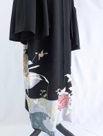 画像19: 【刺繍芍薬×雲取り】黒留袖フリルケープスリーブカーディガンコート (19)