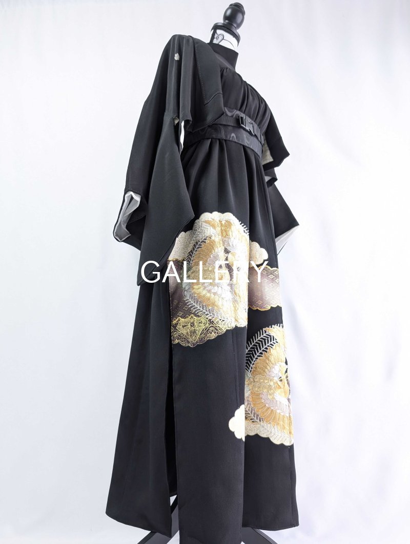 画像43: 【豪華金駒×向かい鳳凰×雲取り菊菱】黒留袖ハイネックドレス&ショートジャケットセット (43)