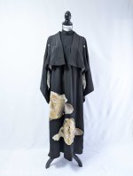 画像12: 【豪華金駒×向かい鳳凰×雲取り菊菱】黒留袖ハイネックドレス＆ショートジャケットセット (12)
