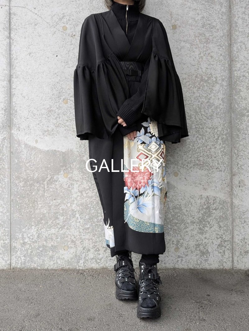 画像7: 【刺繍芍薬×雲取り】黒留袖フリルケープスリーブカーディガンコート (7)