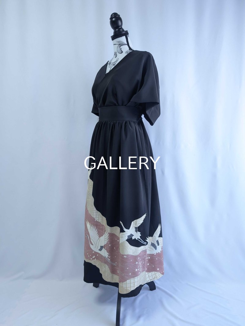 画像19: 【刺繍飛鶴×流水×五三桐紋】黒留袖無限wayワンピース&キャミソール (19)