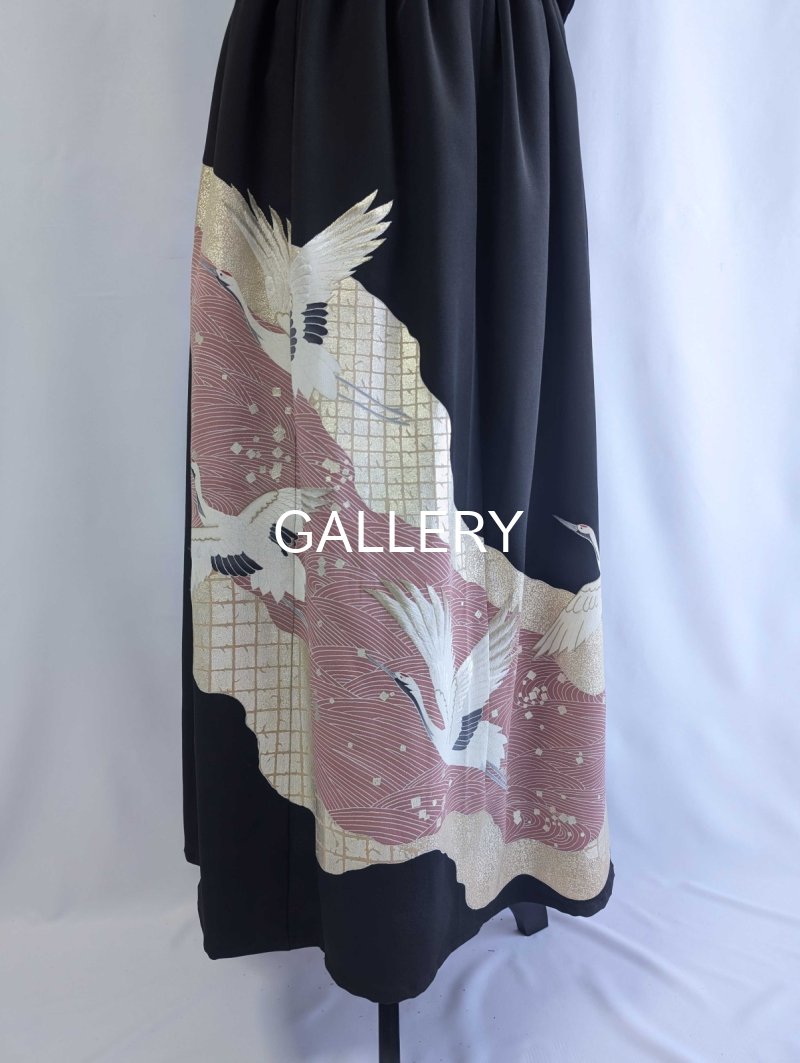 画像17: 【刺繍飛鶴×流水×五三桐紋】黒留袖無限wayワンピース&キャミソール (17)