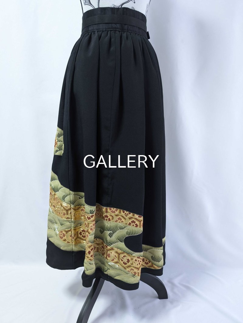 画像13: 【金駒流水×亀甲花菱】黒留袖オーバースカート (13)