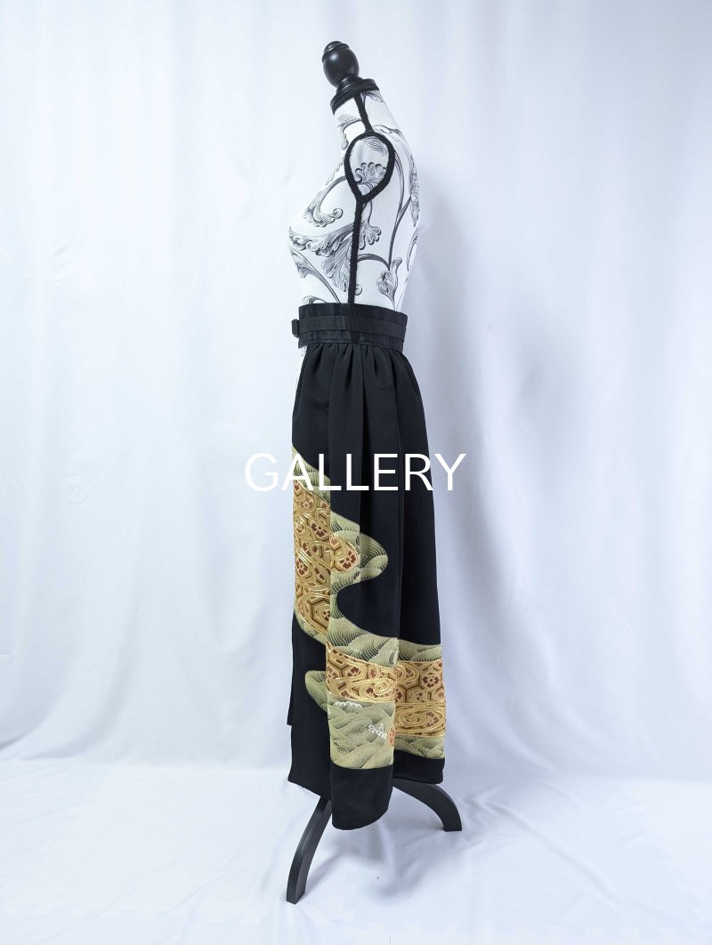 画像10: 【金駒流水×亀甲花菱】黒留袖オーバースカート (10)