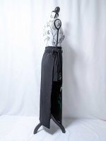 画像35: 【刺繍鴛鴦×丸に違い鷹の羽紋】黒留袖ショートパンツセットアップ＆オーバースカート (35)