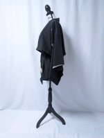 画像15: 【刺繍鴛鴦×丸に違い鷹の羽紋】黒留袖ショートパンツセットアップ＆オーバースカート (15)