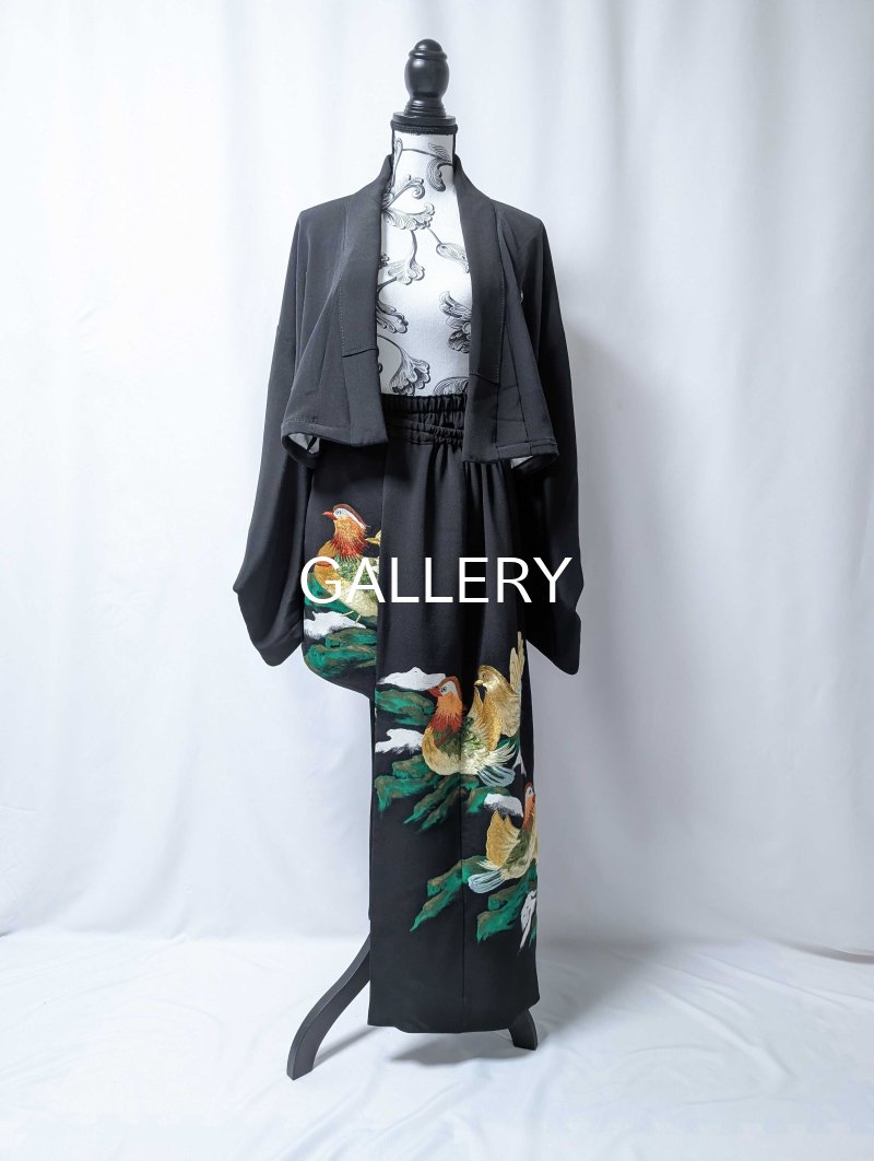 画像21: 【刺繍鴛鴦×丸に違い鷹の羽紋】黒留袖ショートパンツセットアップ＆オーバースカート (21)