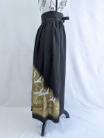 画像12: 【飛鶴×御所車文様】黒留袖オーバースカート (12)