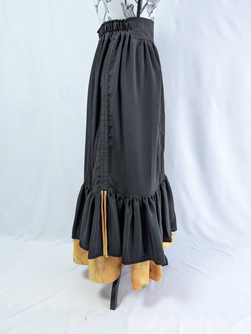 画像22: 【黒留袖-梅重-×小紋-山吹-】マーガレット＆シャンデリアフリルスカート (22)