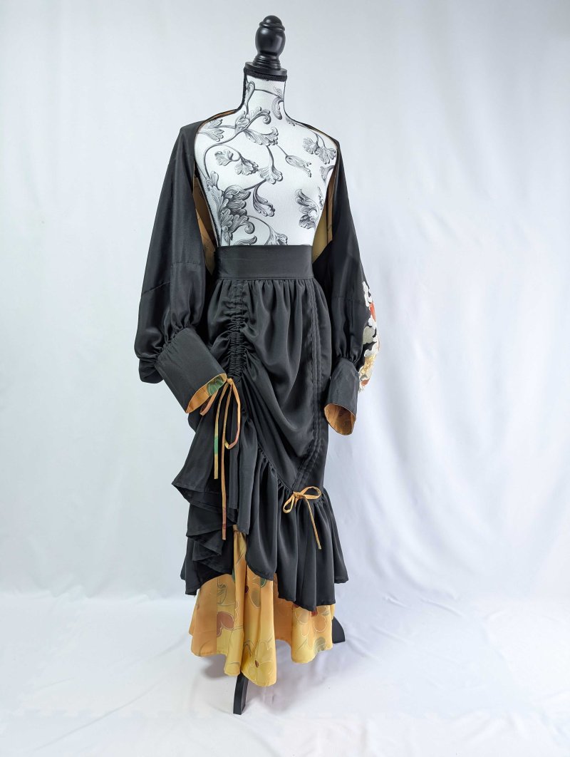 画像33: 【黒留袖-梅重-×小紋-山吹-】マーガレット＆シャンデリアフリルスカート (33)