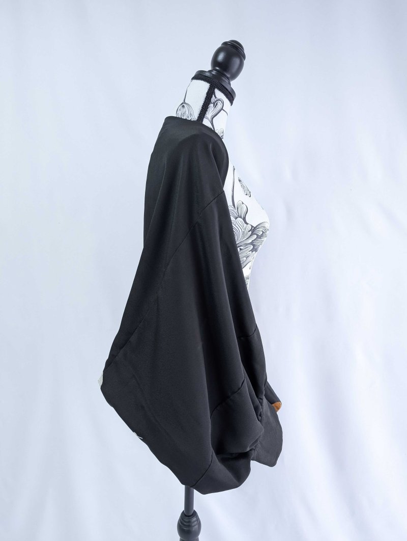 画像17: 【黒留袖-梅重-×小紋-山吹-】マーガレット＆シャンデリアフリルスカート (17)