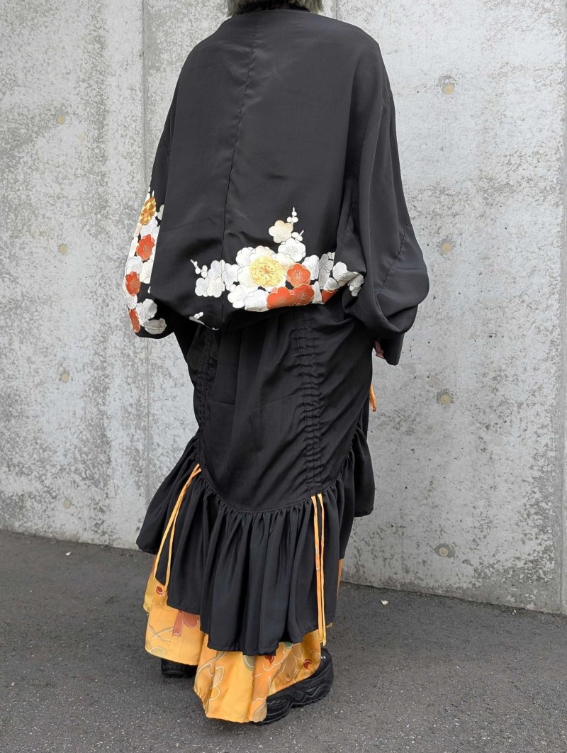 画像9: 【黒留袖-梅重-×小紋-山吹-】マーガレット＆シャンデリアフリルスカート (9)
