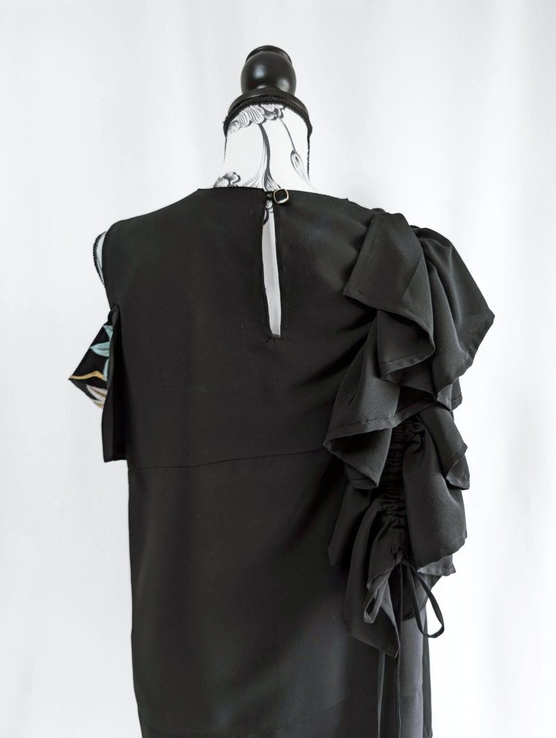 画像31: 【楓×絢爛刺繍】黒留袖アシンメトリーギャザーワンピース (31)