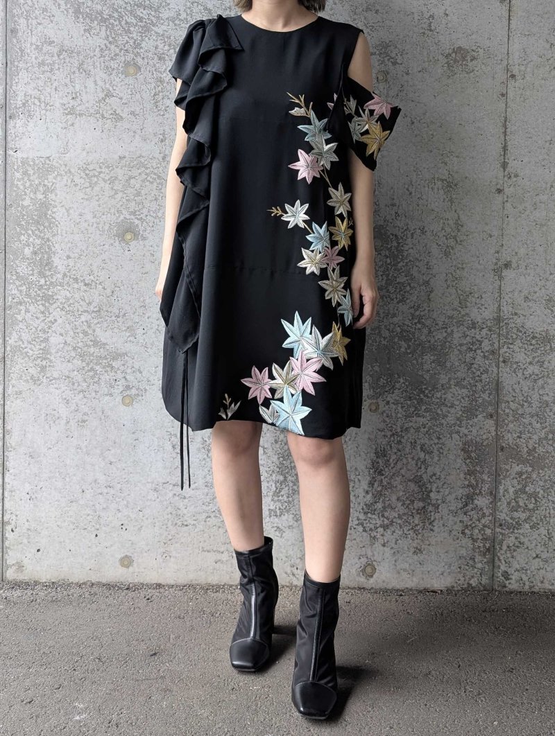 画像6: 【楓×絢爛刺繍】黒留袖アシンメトリーギャザーワンピース (6)